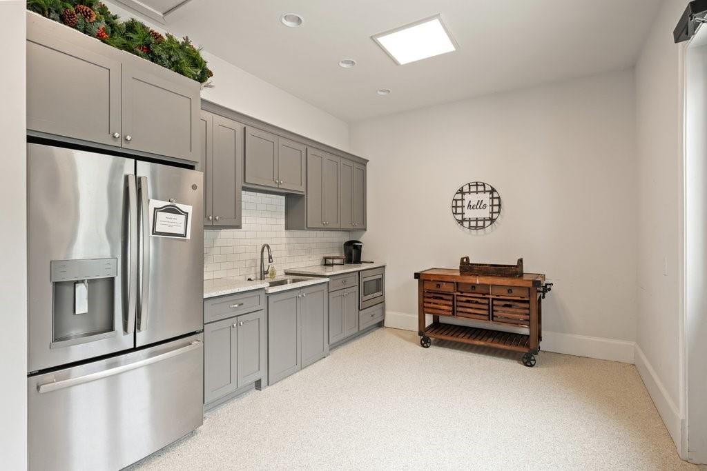 409 Mcdaniel Place Property Photo 82