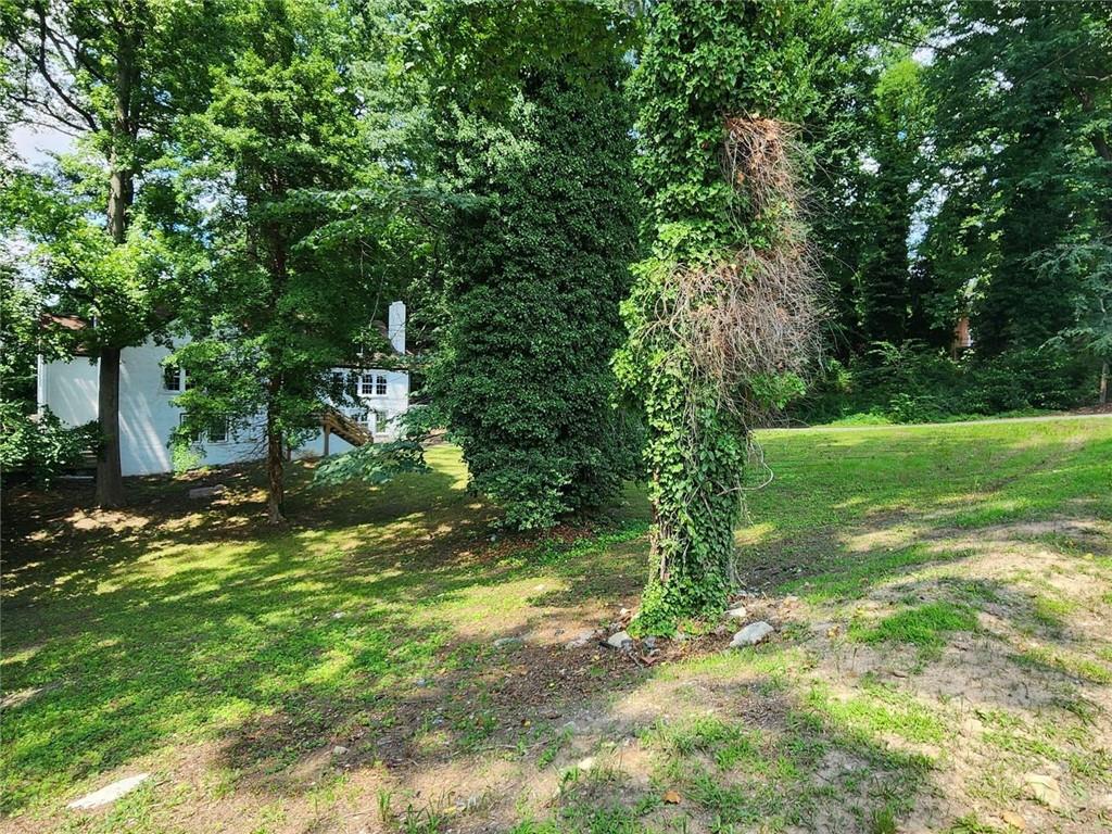1511 Joseph E Boone Nw Boulevard Nw Property Photo 5
