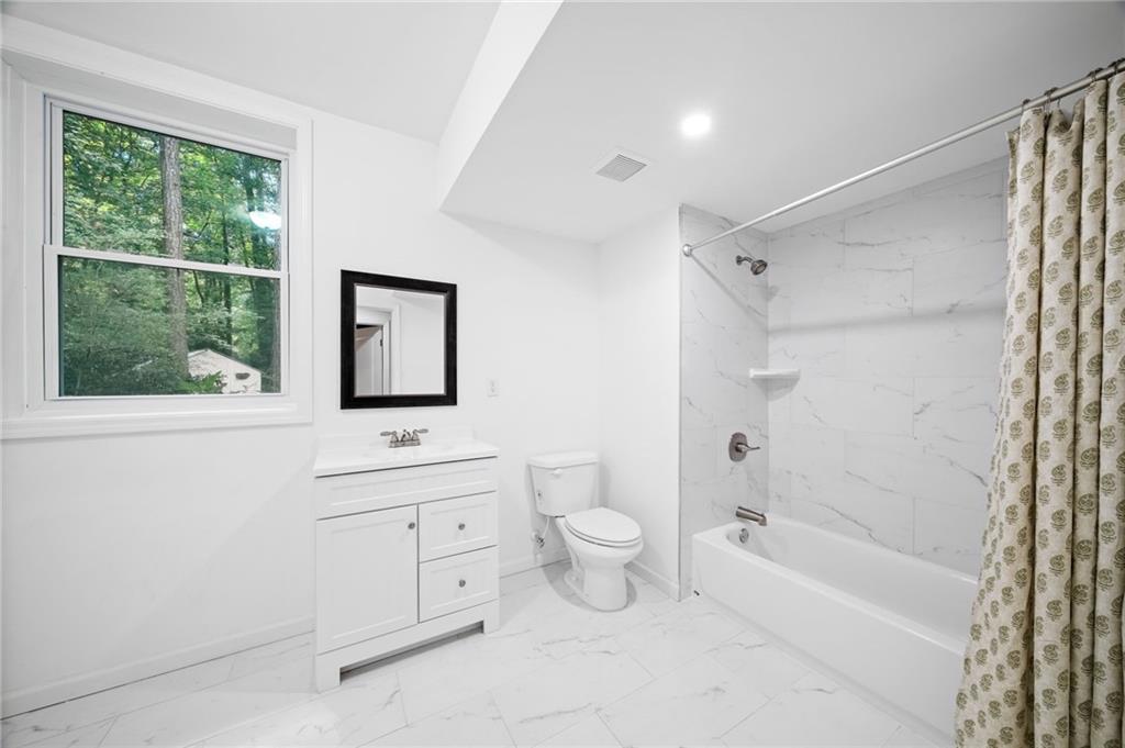 3212 Foxwood Trail Se Property Photo 26