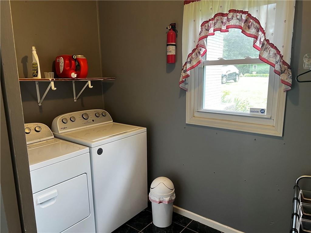 208 Kentucky Drive Ne Property Photo 9