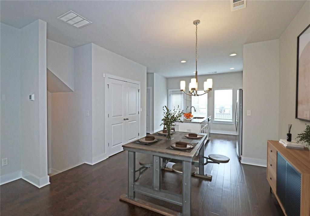 2163 Wiggins Walk Property Photo 7