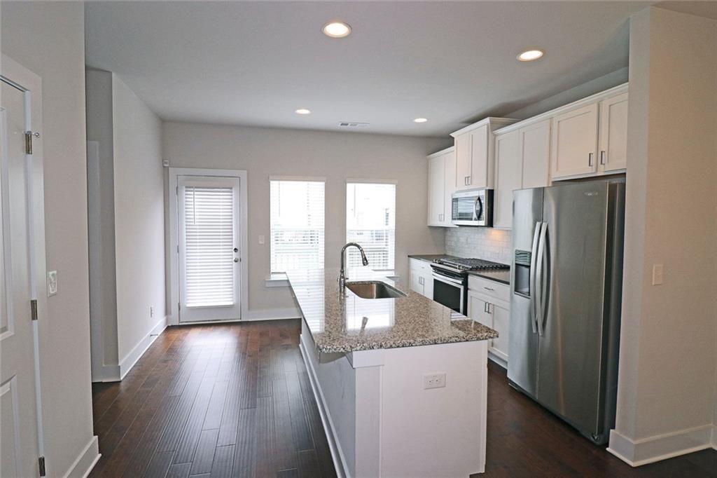 2163 Wiggins Walk Property Photo 8