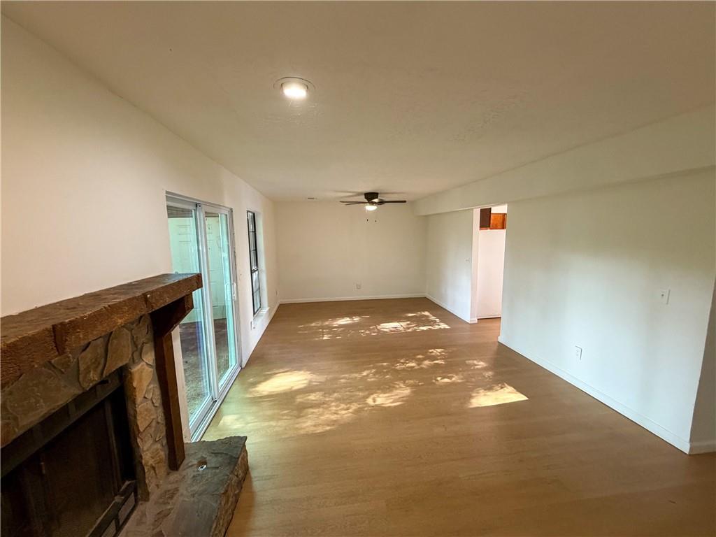 869 Heritage Oaks Drive Property Photo 3