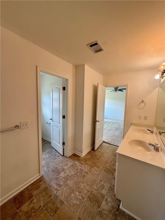 5280 Lakerock Way Sw Property Photo 12