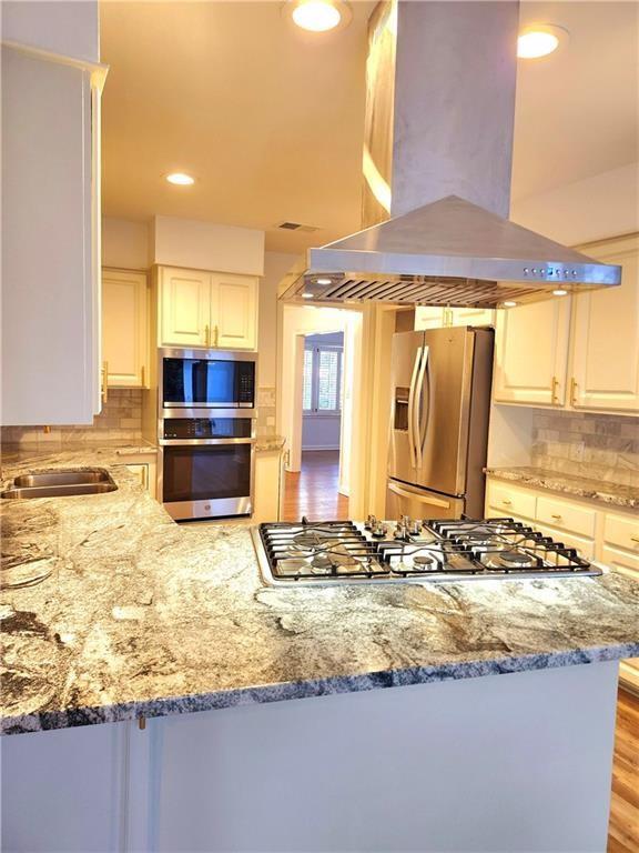 4044 Northside Drive Property Photo 24