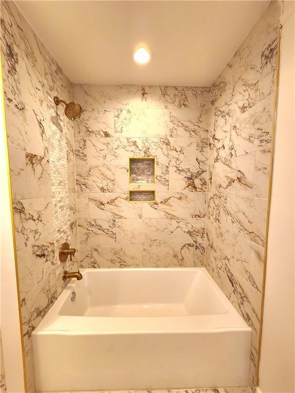 4044 Northside Drive Property Photo 42