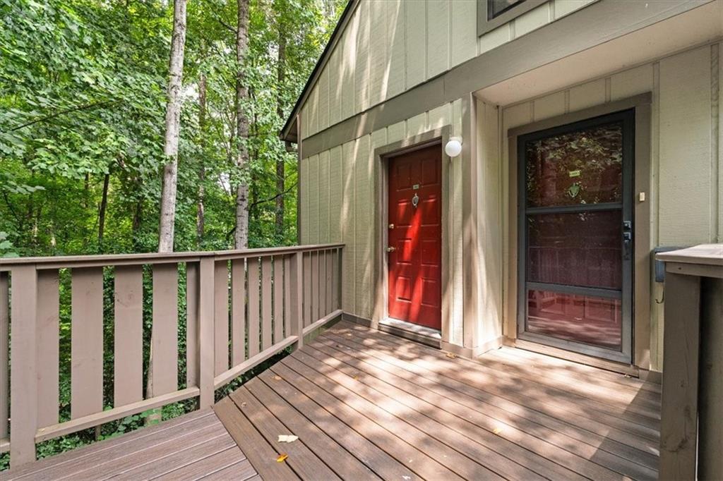 804 Woodcliff Drive Property Photo 1