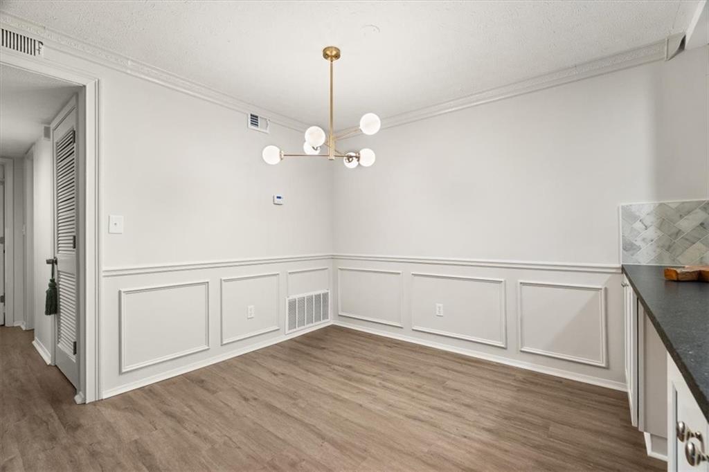 804 Woodcliff Drive Property Photo 12