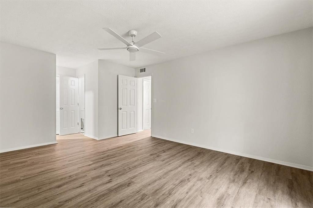 804 Woodcliff Drive Property Photo 19
