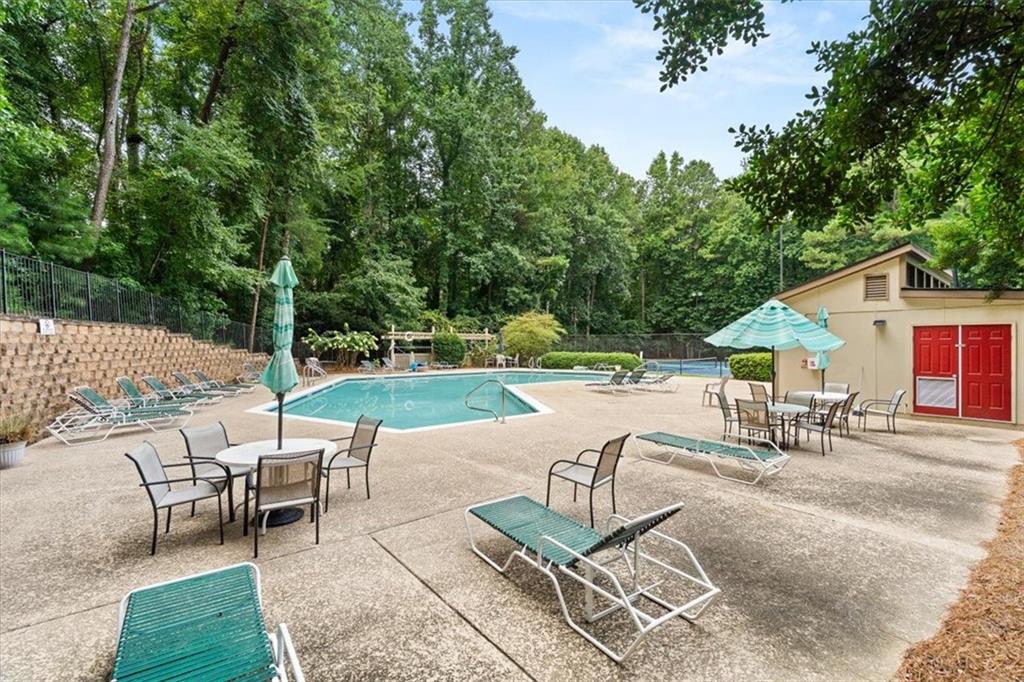 804 Woodcliff Drive Property Photo 31