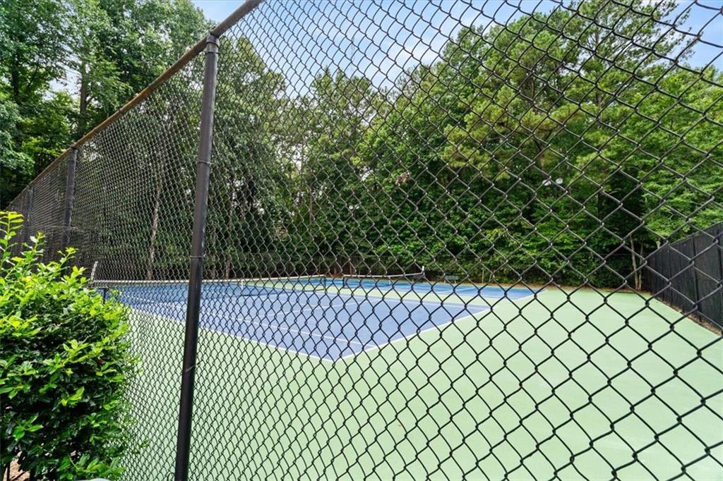 804 Woodcliff Drive Property Photo 32