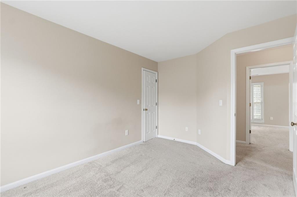2075 Drogheda Lane Property Photo 13