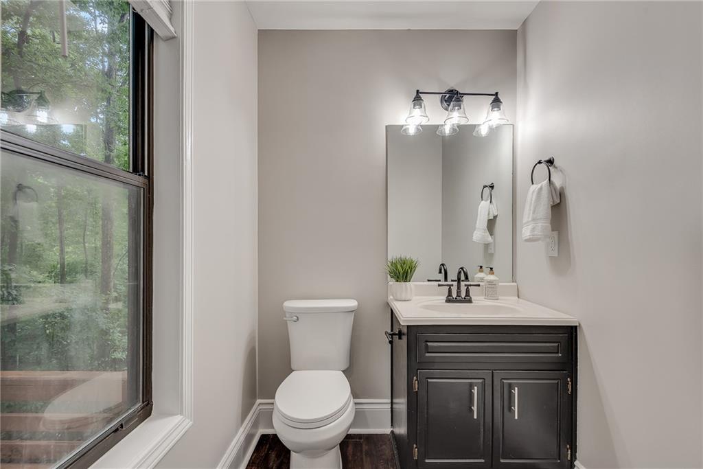 1820 Cedar Cliff Drive Se Property Photo 10