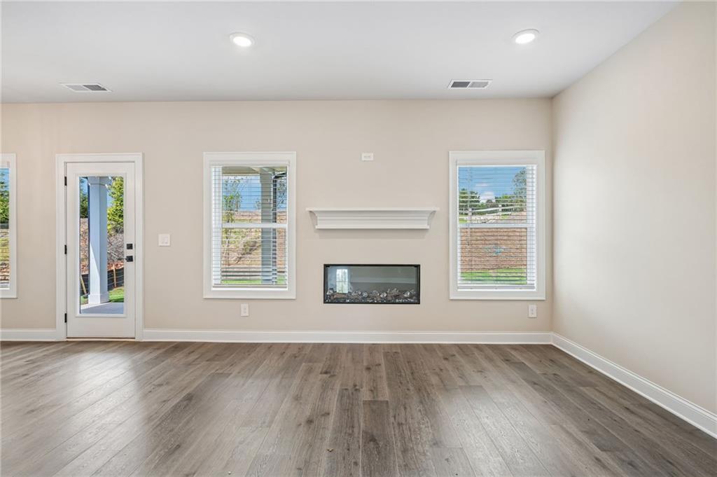 5487 Cabernet Lane Property Photo 6