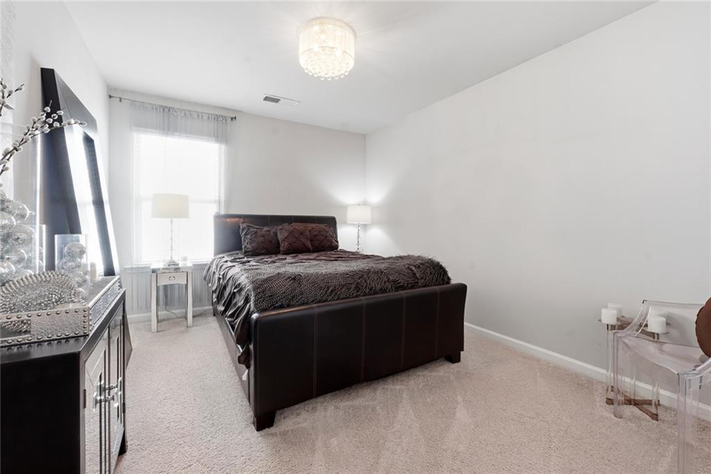 697 Rockingham Drive Property Photo 19