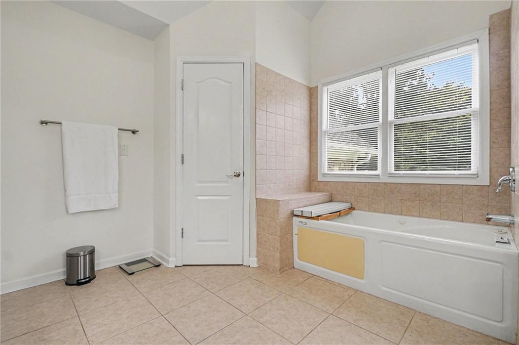 346 Tonawanda Drive Se Property Photo 27