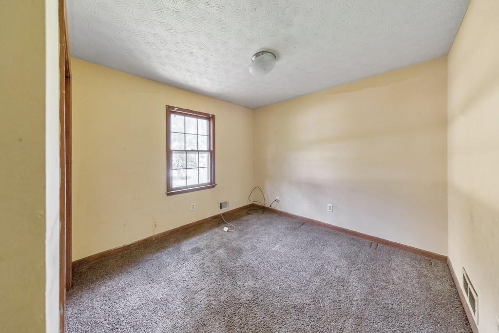 921 Curry Circle Se Property Photo 18