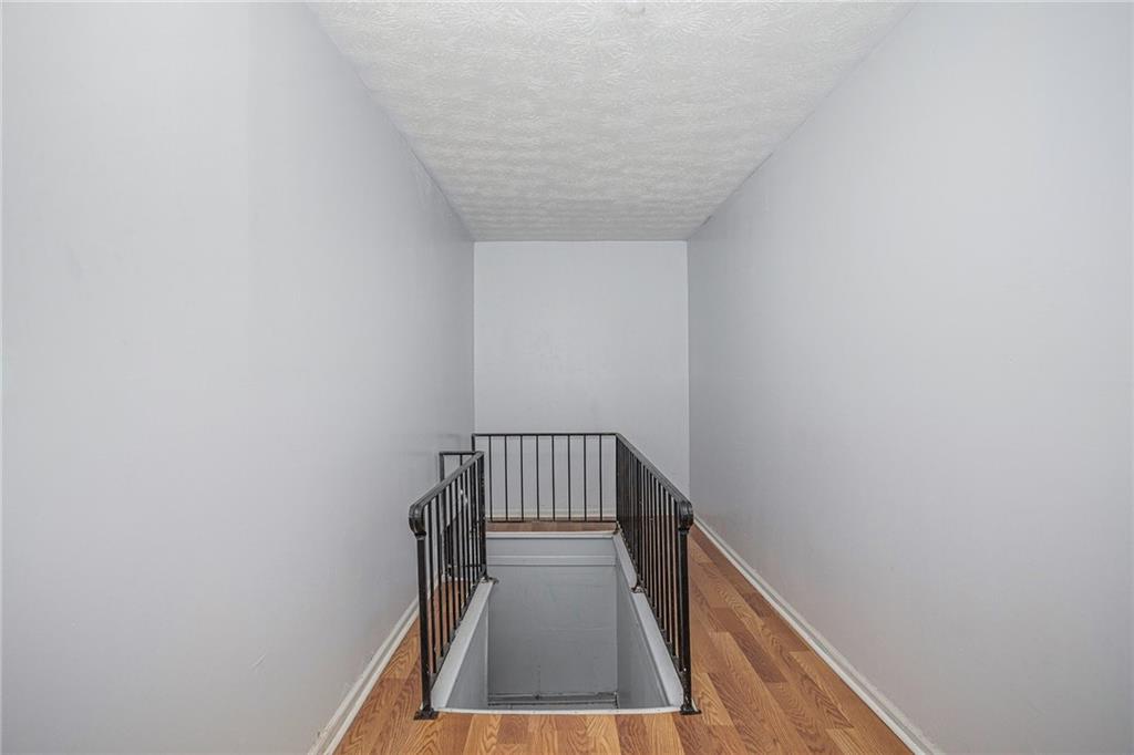 3660 Eagle Woods Circle Property Photo 7