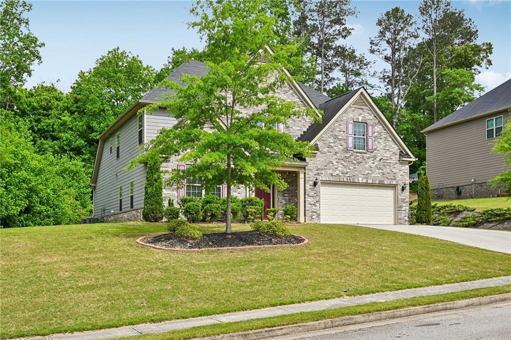 128 Delwood Drive Property Photo 2