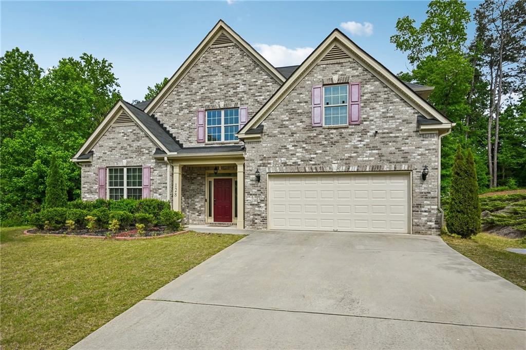 128 Delwood Drive Property Photo 3