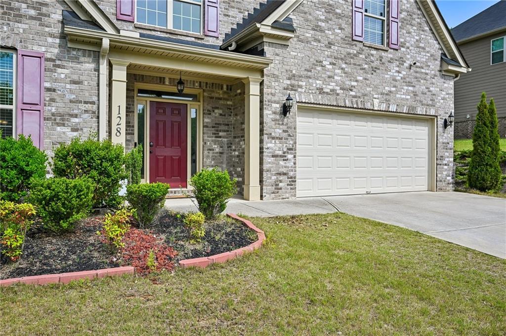 128 Delwood Drive Property Photo 4