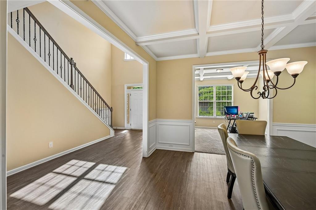 128 Delwood Drive Property Photo 8