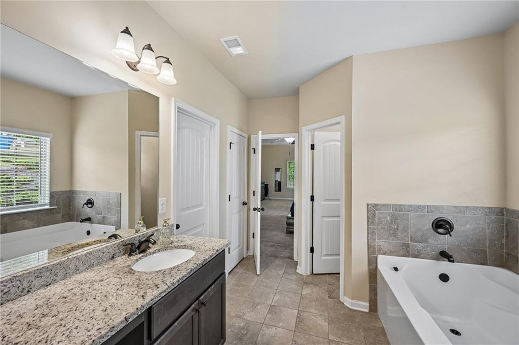 128 Delwood Drive Property Photo 28