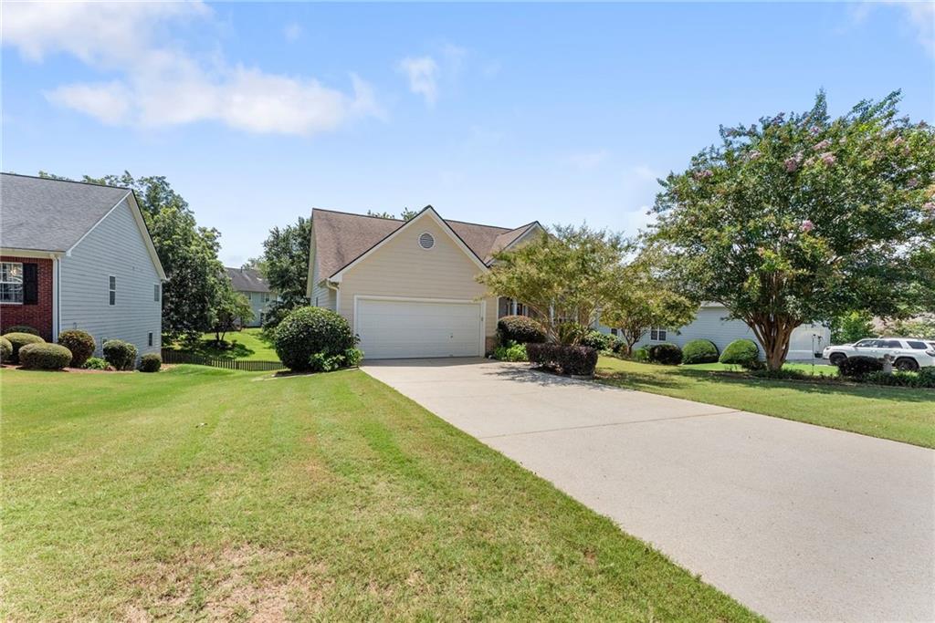 3819 Walnut Grove Way Property Photo 5
