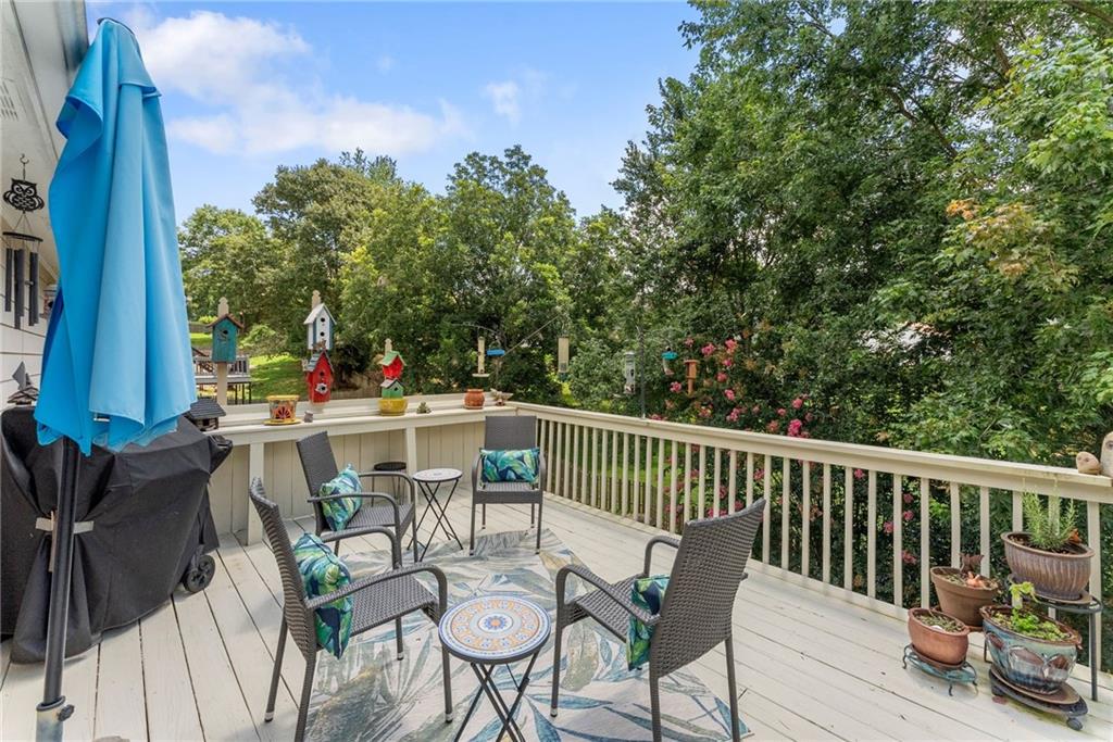 3819 Walnut Grove Way Property Photo 33