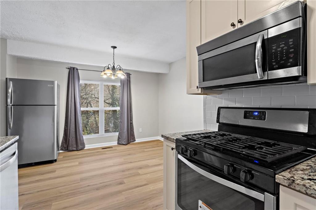 2255 Hunt Road Property Photo 10