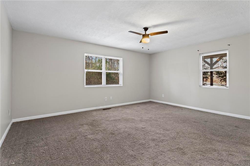 2255 Hunt Road Property Photo 12