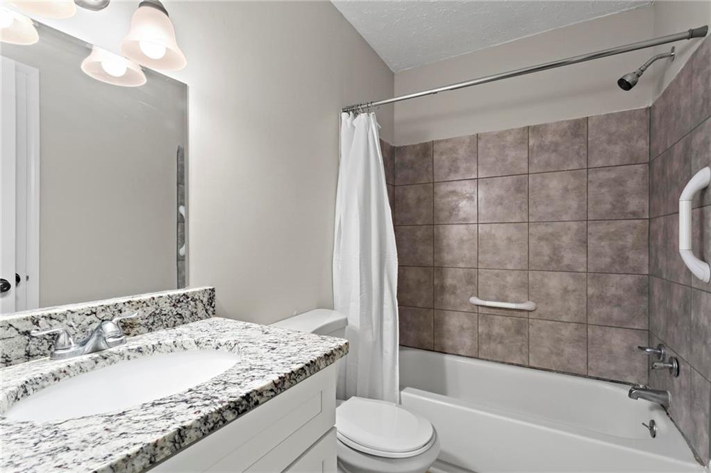 2255 Hunt Road Property Photo 17