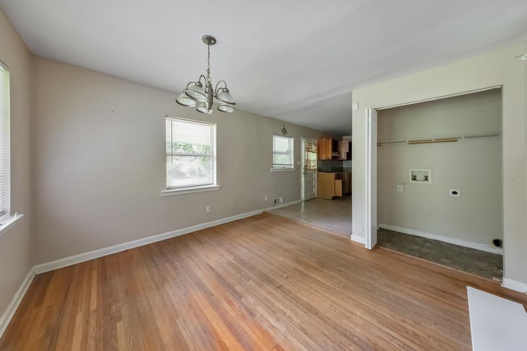 1650 Rockcliff Place Se Property Photo 8