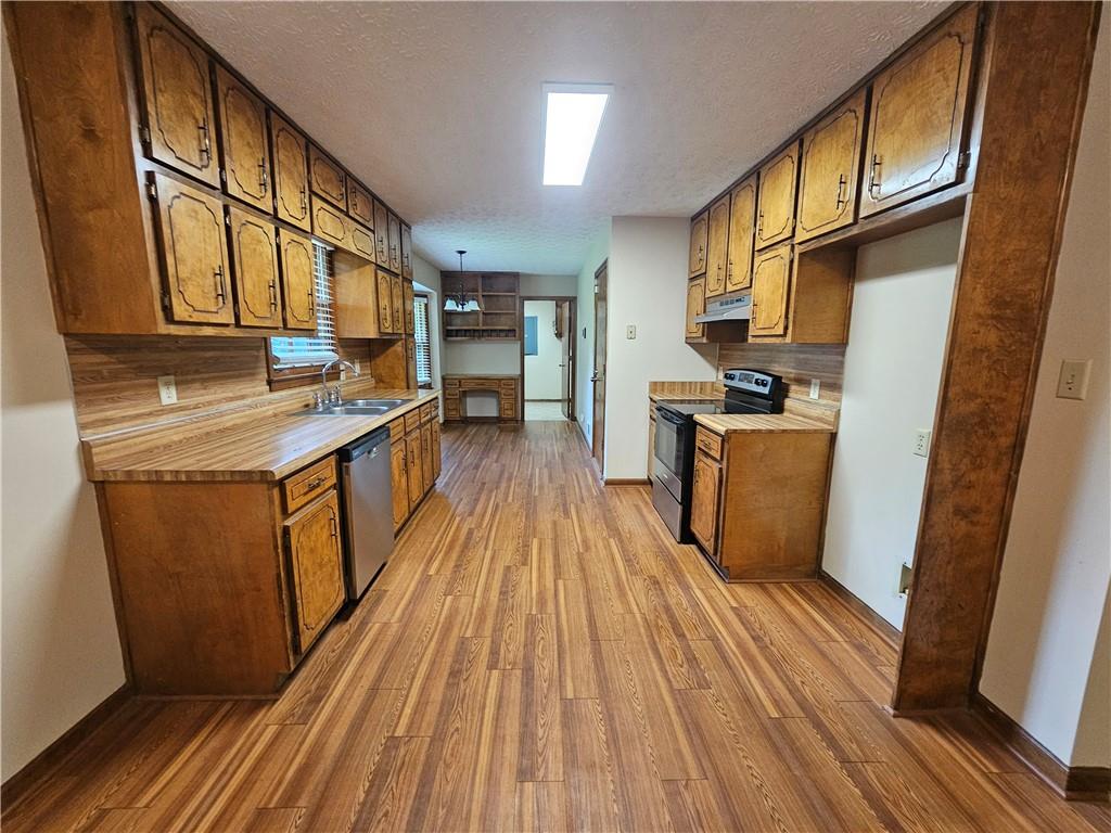 85 Sunnybrook Drive Property Photo 6