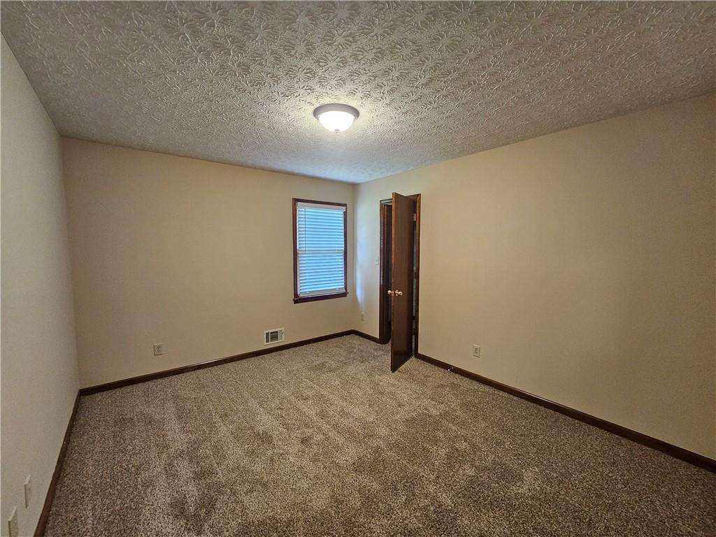 85 Sunnybrook Drive Property Photo 18