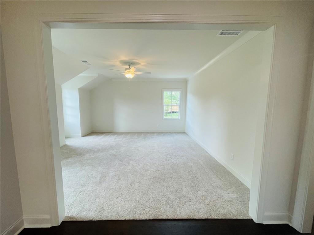 212 Suwanee Avenue Property Photo 11