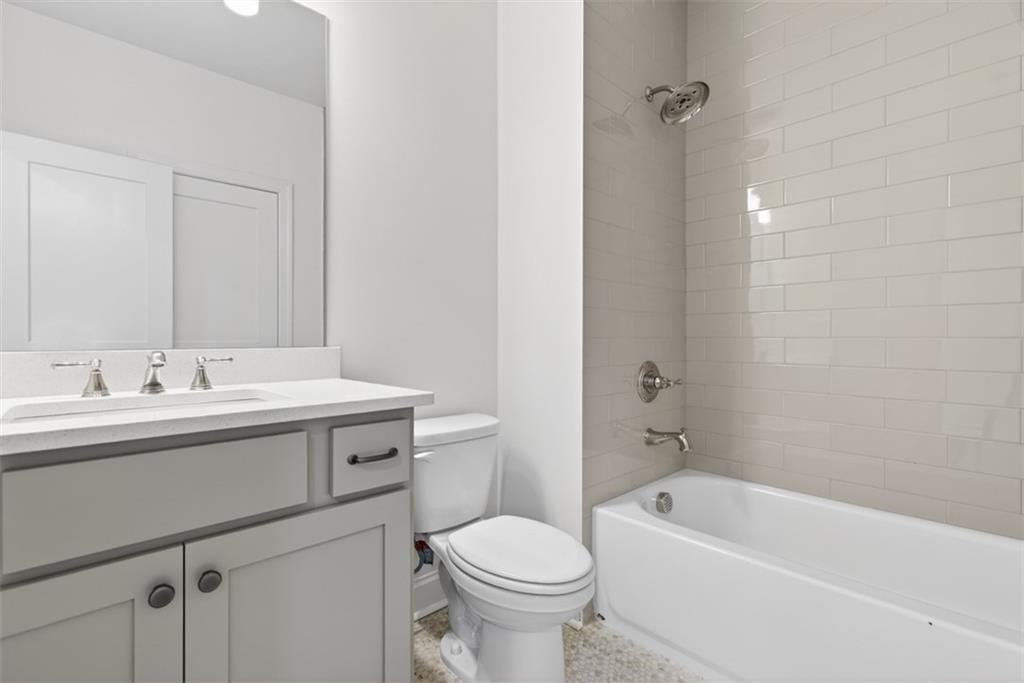 212 Suwanee Avenue Property Photo 26