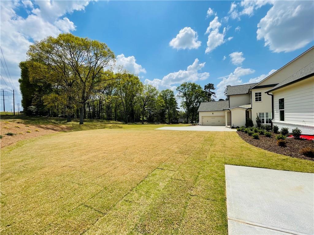 212 Suwanee Avenue Property Photo 29