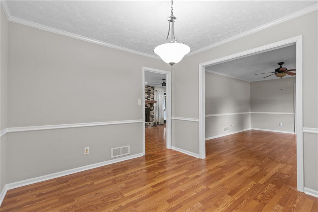 5087 Timber Ridge Court Property Photo 8