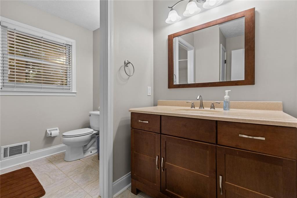 5087 Timber Ridge Court Property Photo 19