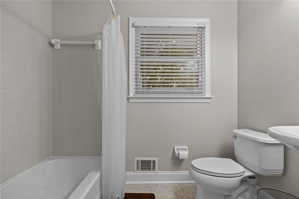 5087 Timber Ridge Court Property Photo 20