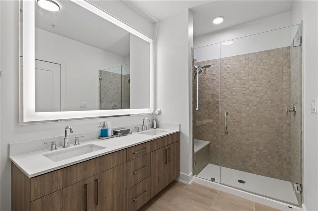 775 Juniper Street Ne Unit 328 Property Photo 8