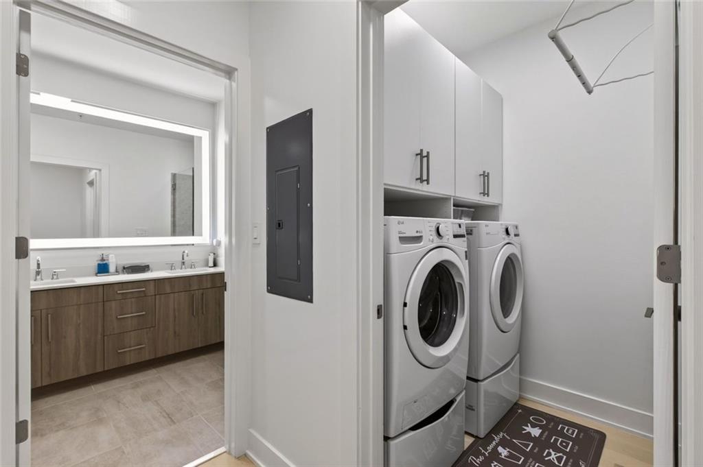 775 Juniper Street Ne Unit 328 Property Photo 12