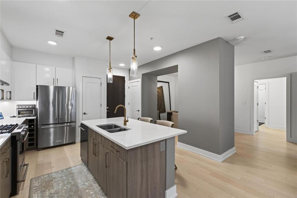 775 Juniper Street Ne Unit 328 Property Photo 16