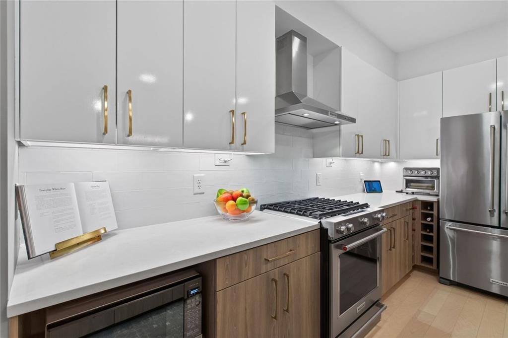 775 Juniper Street Ne Unit 328 Property Photo 17