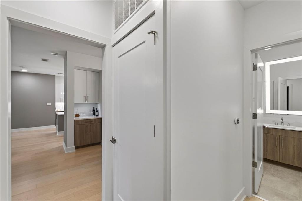 775 Juniper Street Ne Unit 328 Property Photo 29