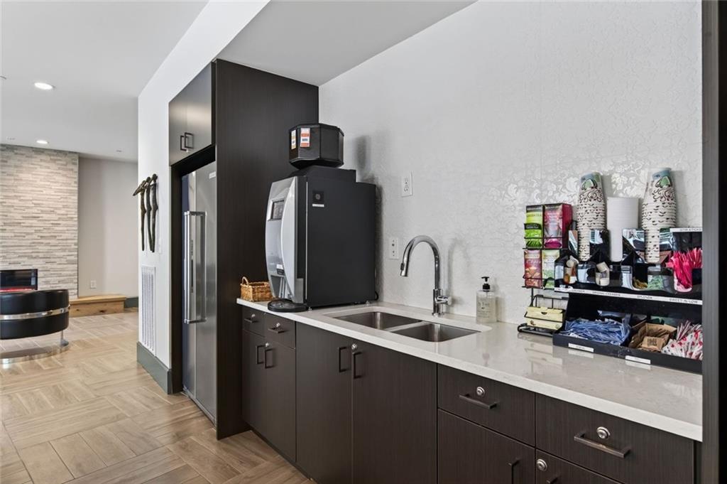 775 Juniper Street Ne Unit 328 Property Photo 69