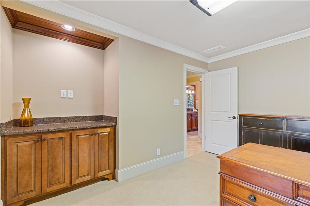 851 Eva Kennedy Road Property Photo 18