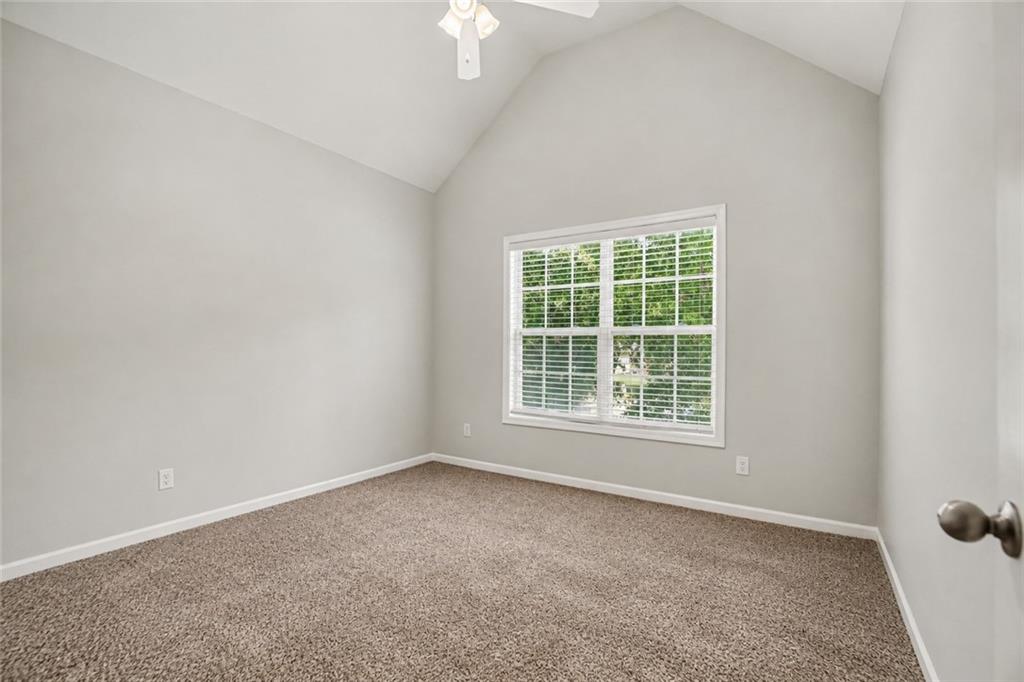 140 Revolutionary Drive Property Photo 22