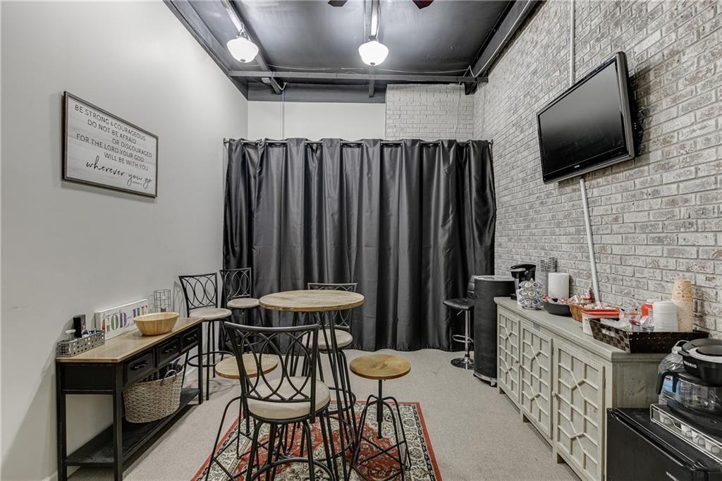 215 Advantage Drive Unit 200 Property Photo 12